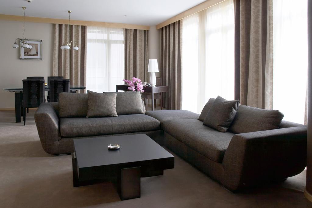 ריגה Royal Square Hotel & Suites מראה חיצוני תמונה