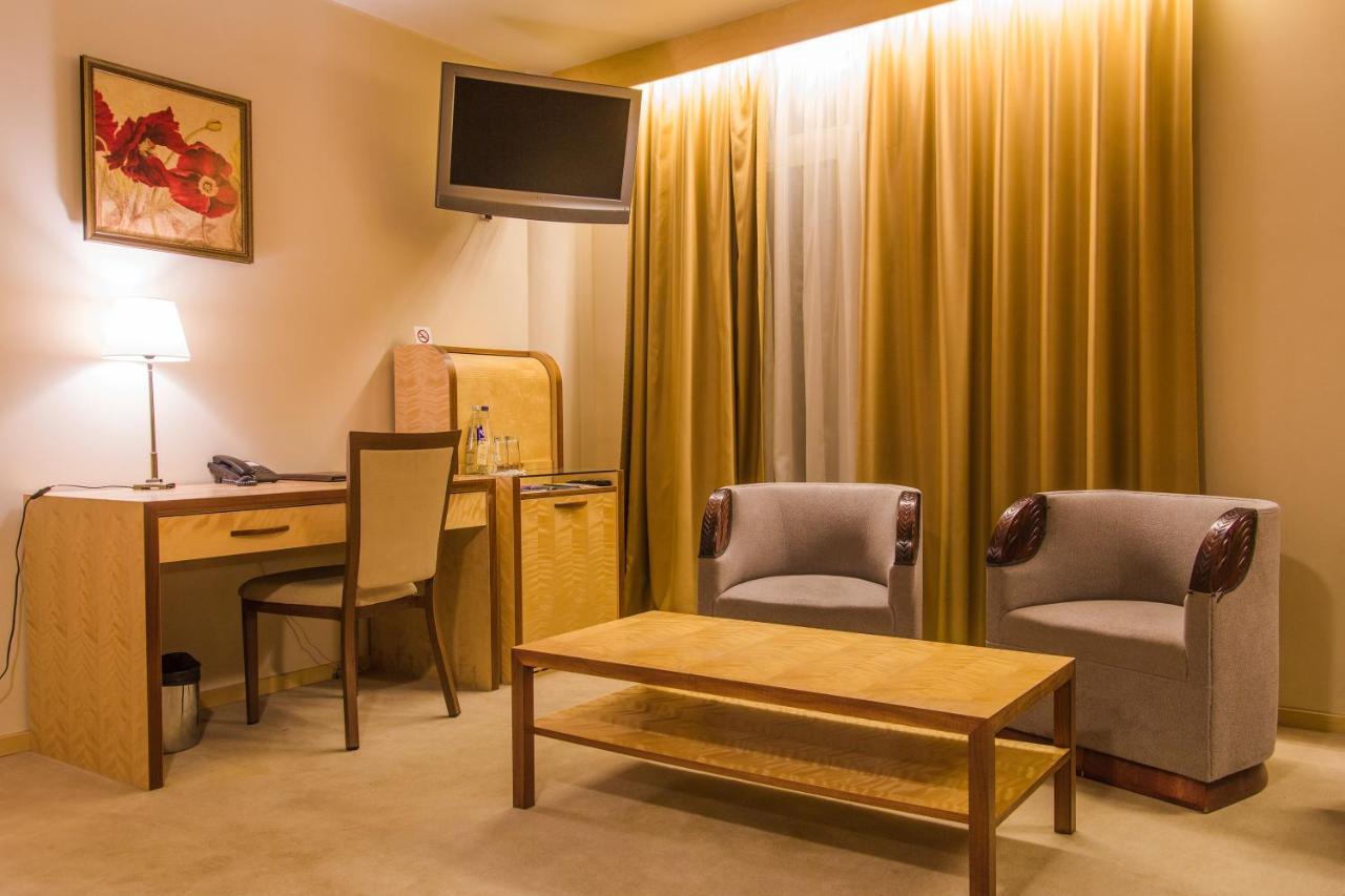 ריגה Royal Square Hotel & Suites מראה חיצוני תמונה